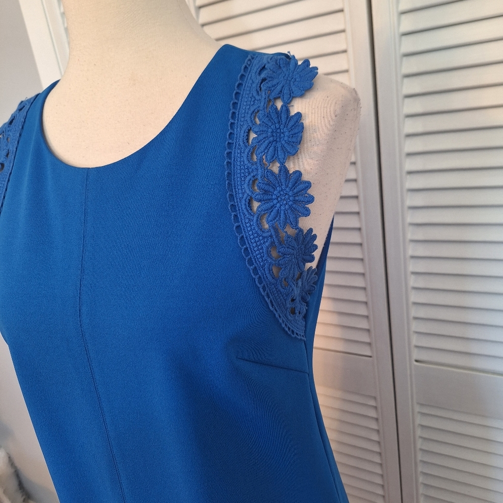 Cynthia Steffe blue leave stretch dress sz 2 *C - Picture 2 of 8